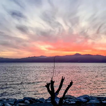 In With Wifi Apartment *